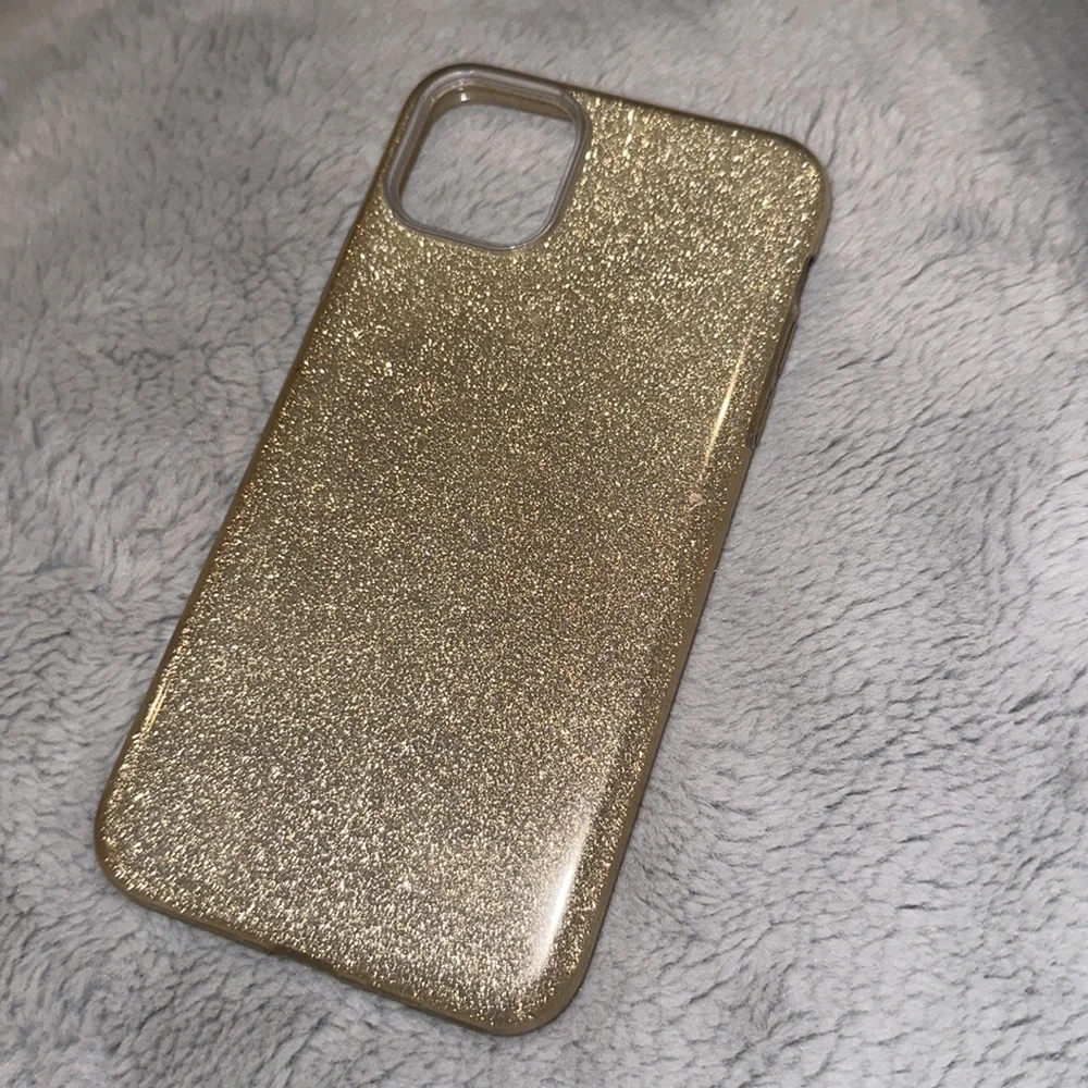GUC Gold Glitter Cell Phone Case for iPhone 11 Pro Max Good Used Condition